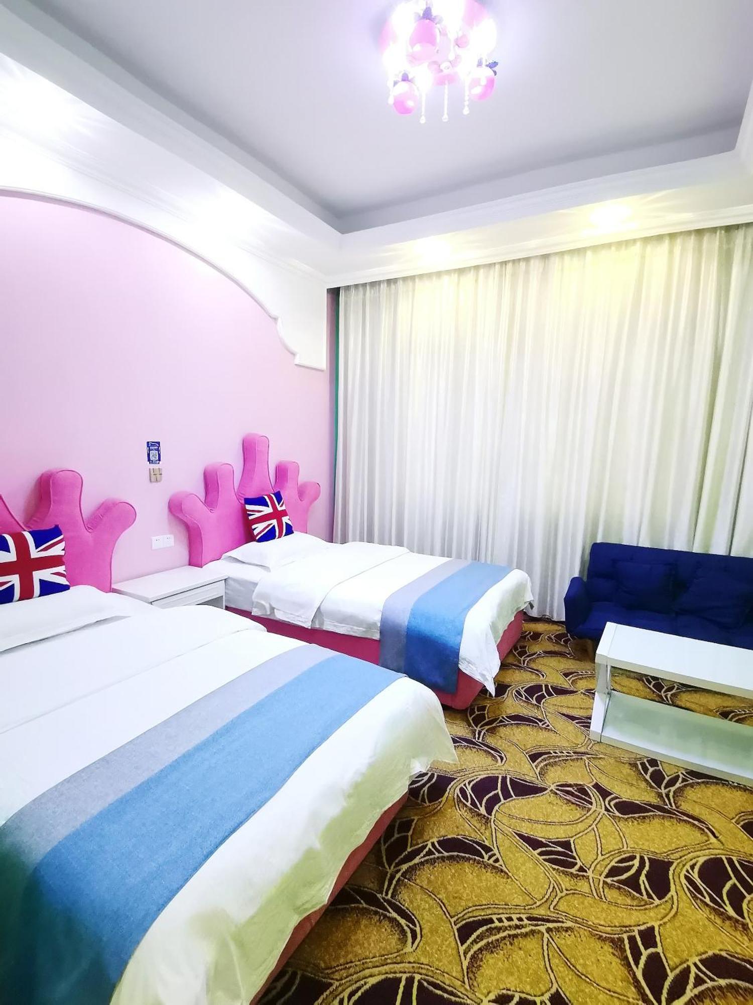 Emeishan Moon Bay Hotel Exterior foto